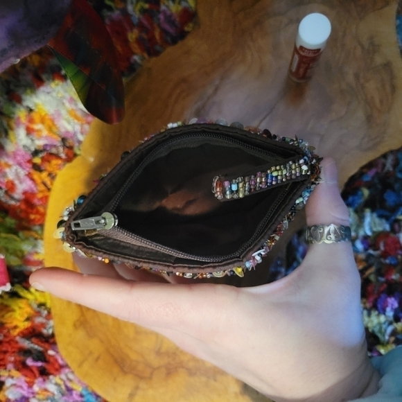 New 3 Set Gift Bundle- Sequin Wallet, Pink & Clear Keychain, Strawberry Lip Balm - Picture 3 of 13